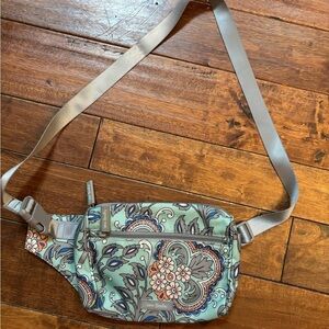 Vera Bradley Floral Paisley Crossbody belt Bag